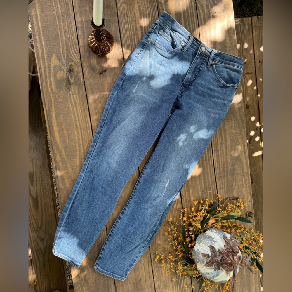 Lucky Brand size 8